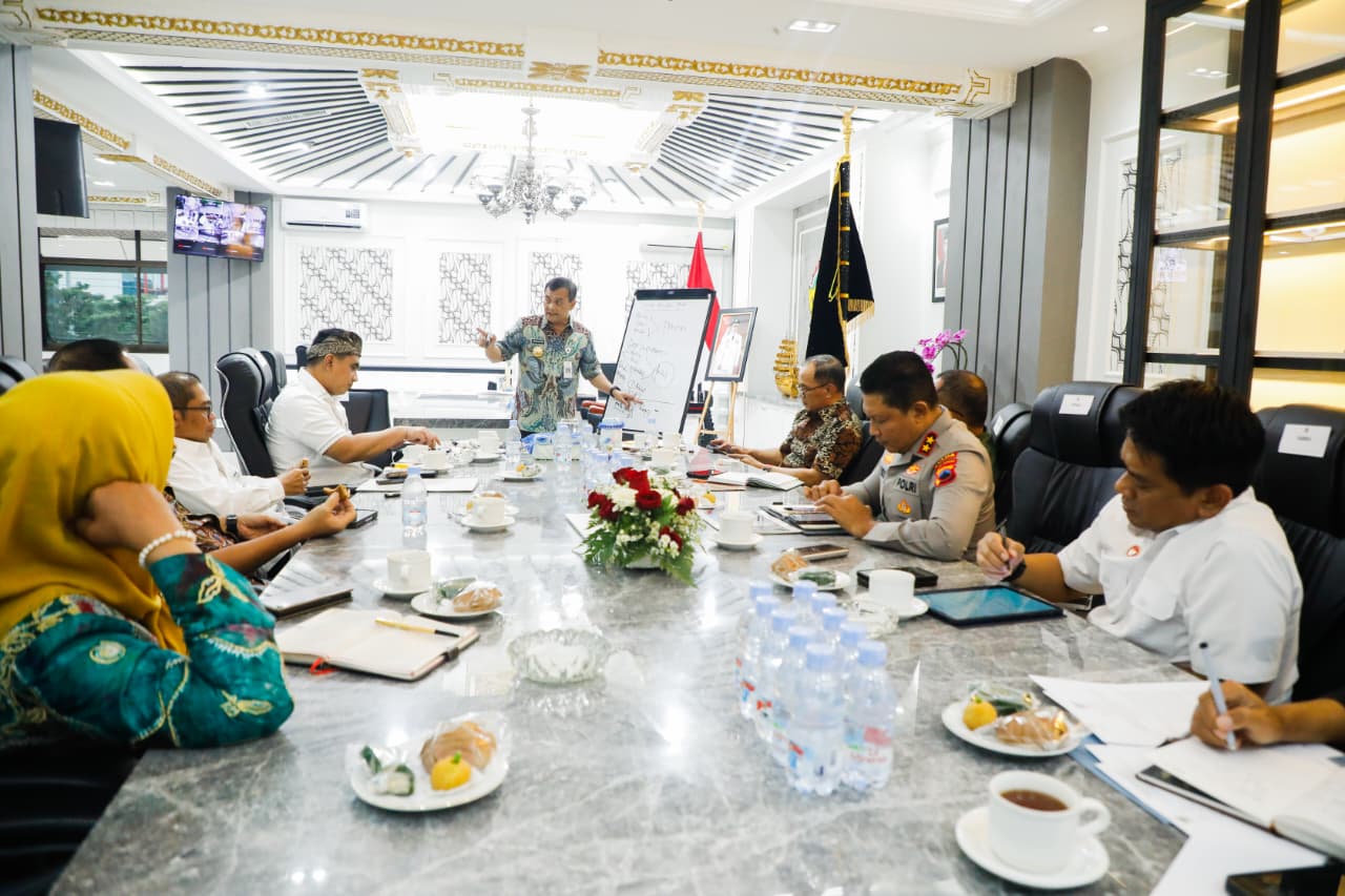 Gubernur Tunggu Proses di DPRD, Terus Pantau Situasi Kabupaten Pati